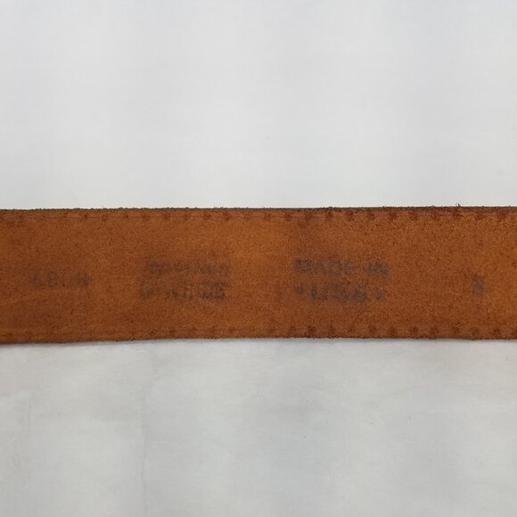 Leather Belt Women M Brown Top Grain Western Brass Buckle Medallion 29"-32" VTG - Picture 8 of 12